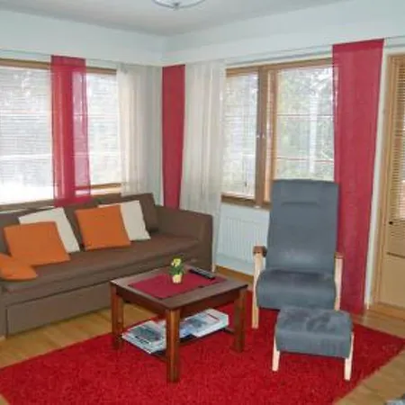 Holiday Karhunvartijan Kartano B1 펜션